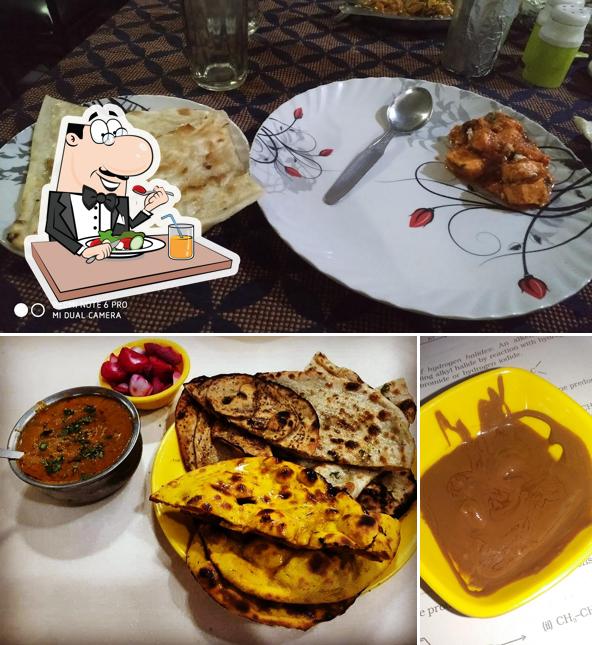 Food at Monalisa restaurant