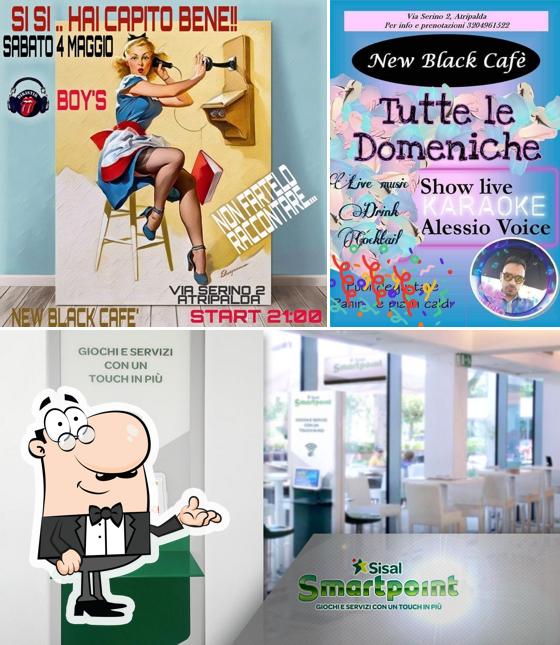 Gli interni di New Black Cafe 2.0