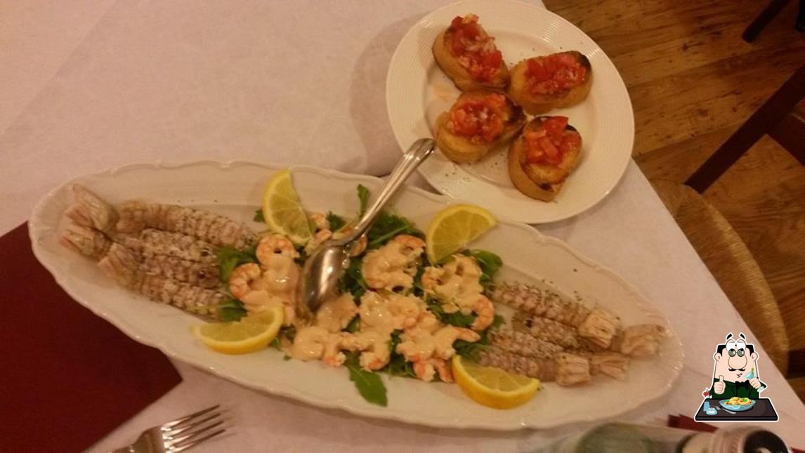 Platti al L'Osteria - Cucèna a La Bsarèsa