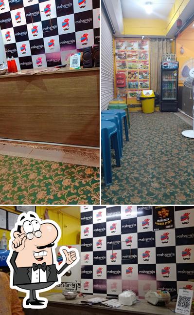 Check out how Maharaja Vadapav looks inside