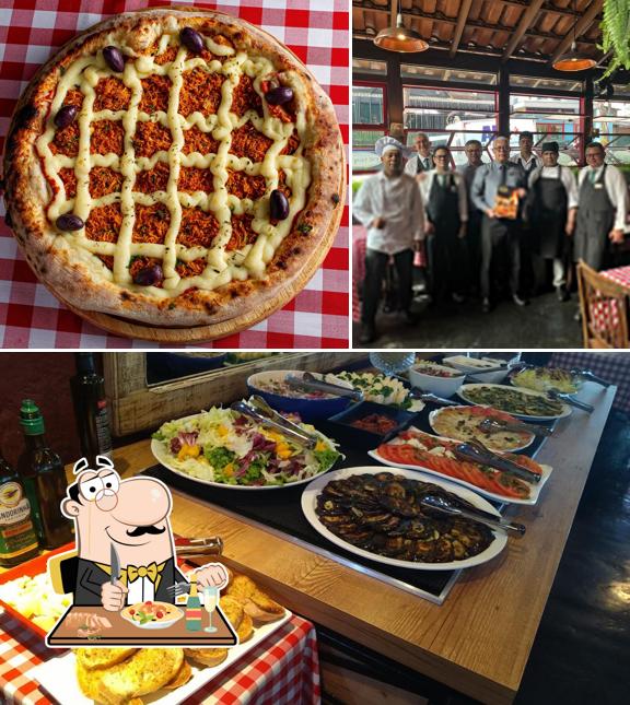 Confira a foto mostrando comida e interior no Forneria Di Napoli