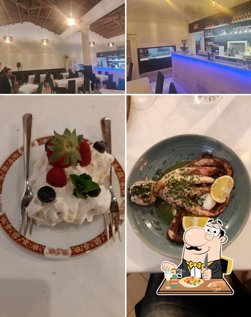 Tra le diverse cose da Ristorante Jazz Trattoria di Mare si possono trovare la cibo e interni