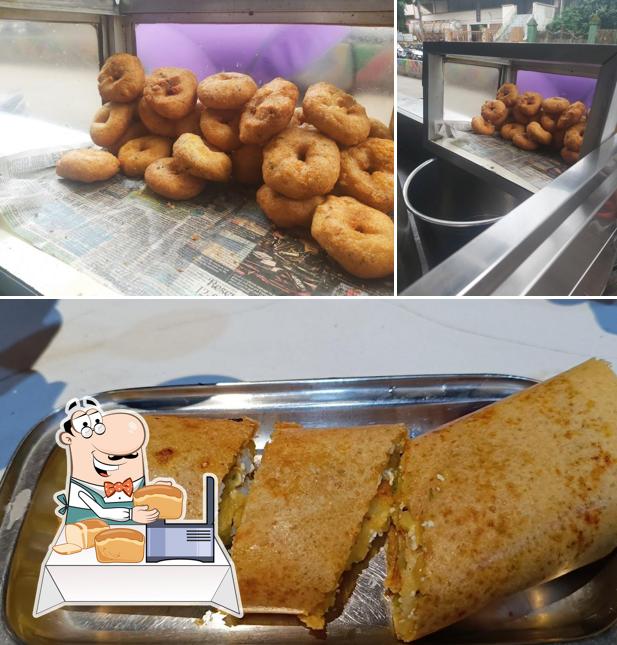 Garlic bread at Mayuresh Dosa Corner