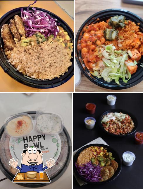 Food at Happy pizza