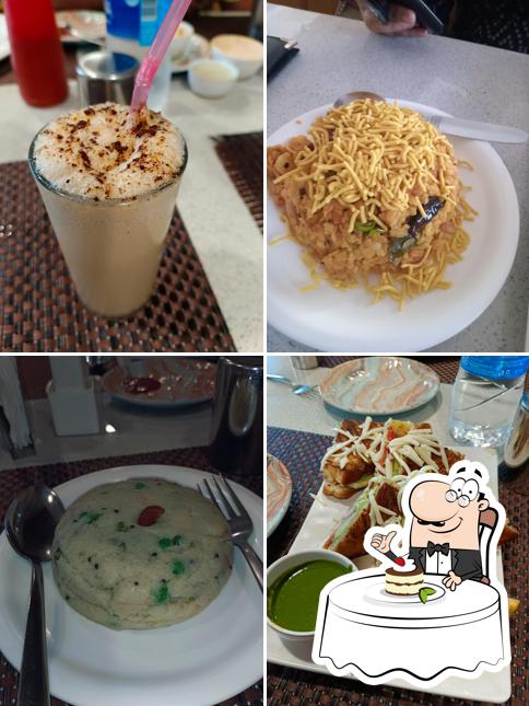 Tiramisu at MAKHKHAN BHOG RESTAURANT