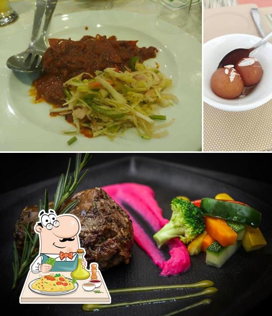 Meals at Zodiac - All Day Dining