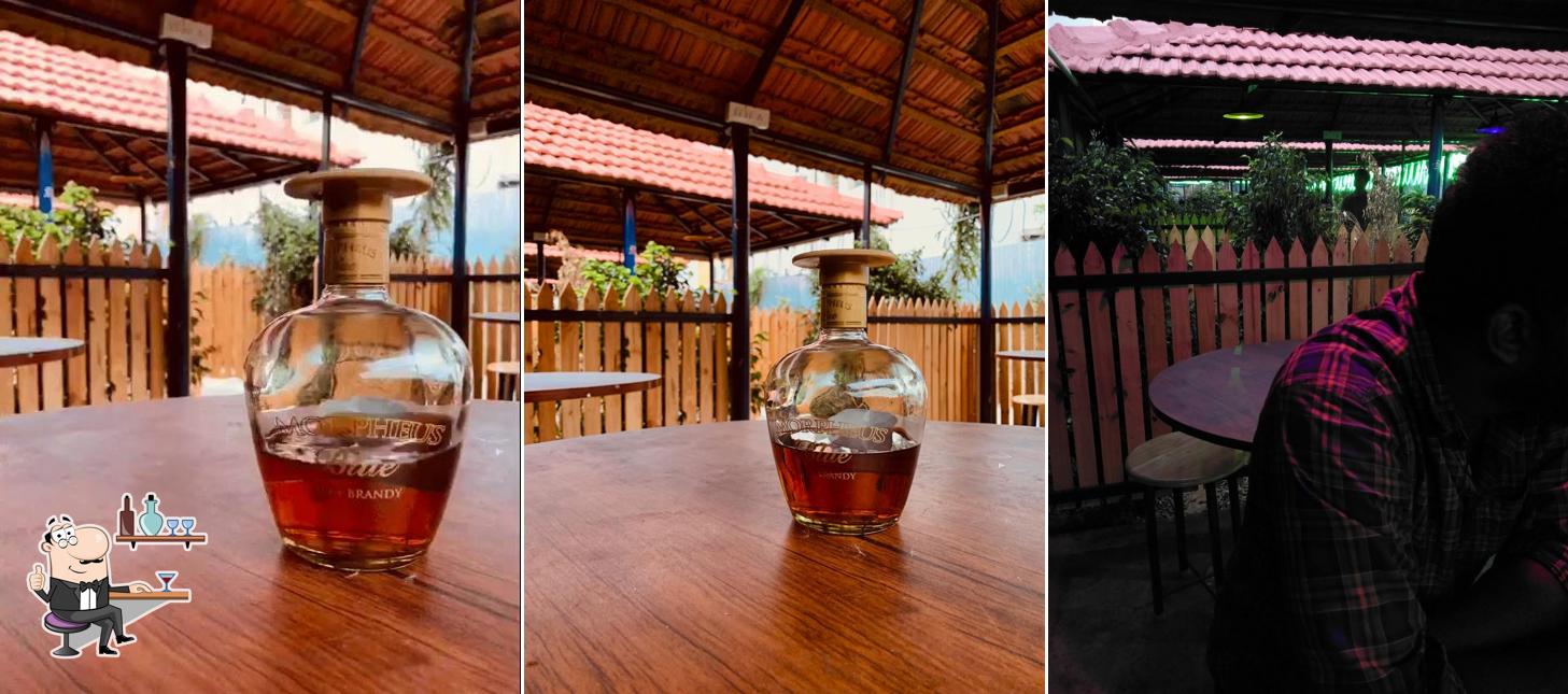 The interior of Paradise bar சொர்க்கம் ஒயின்ஸ்
