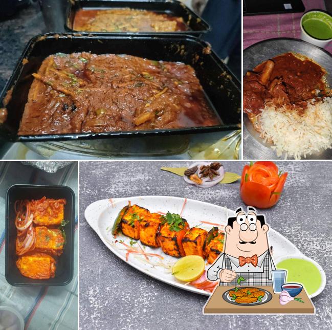 Chicken wings at Tree House Restaurant And Cafe