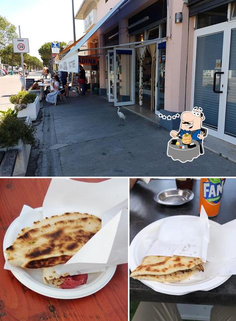 Guarda la immagine che presenta la cibo e esterno di Piada al Porto