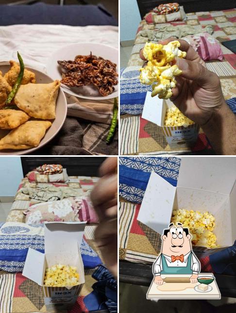 Samosa at Delights by INOX