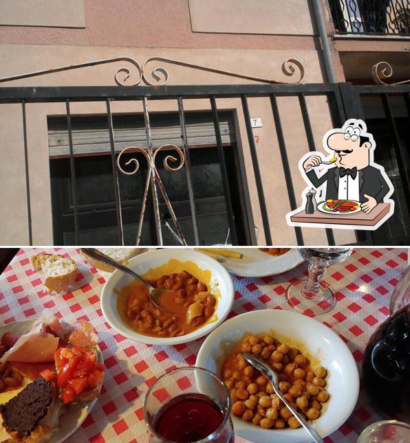 Platti al Trattoria Il Vigneto