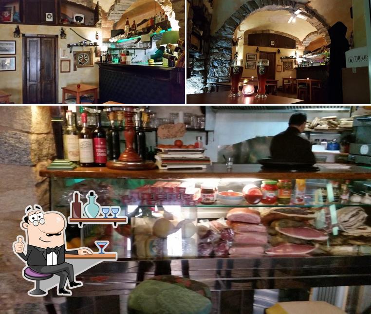 Dai un'occhiata agli interni di Cigheddu