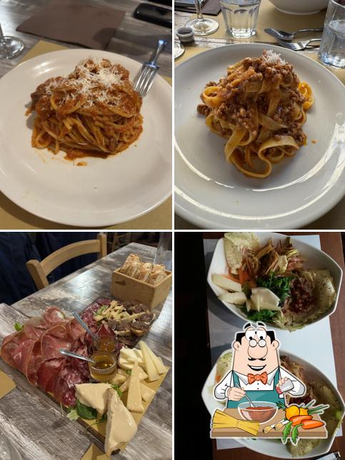 Spaghetti alla bolognese al Fattoria Rossi Firenze