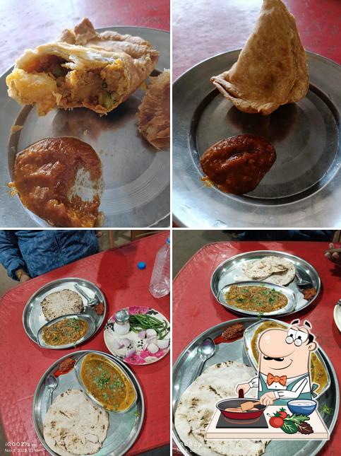 Chicken curry at Hotel Rajasthani