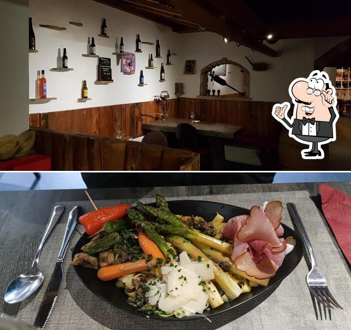 Siediti a un tavolo di Restaurant Carnotzet - Chez Rémy