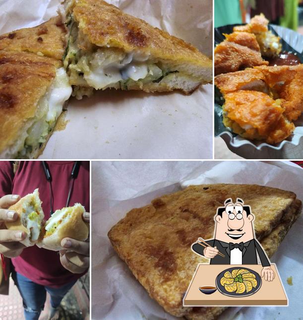 Gyoza at Jhakkas Vada Pav