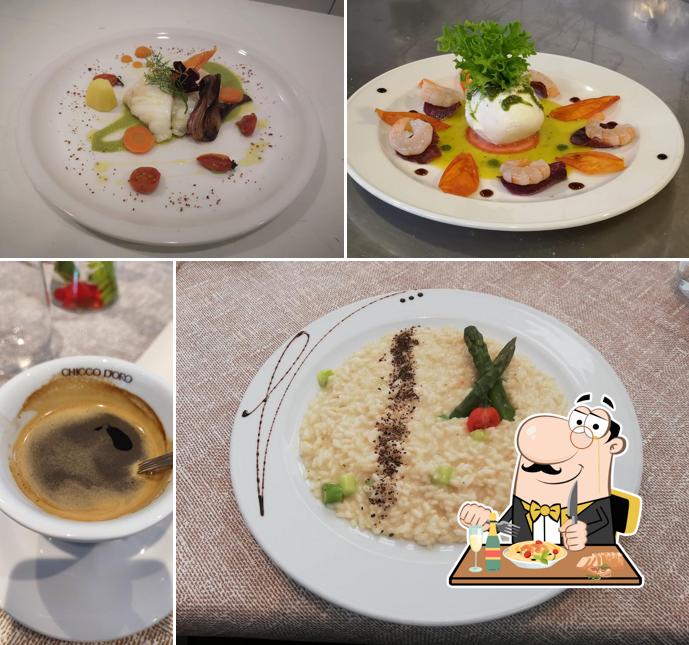 Platti al Ristorante Casa del Popolo