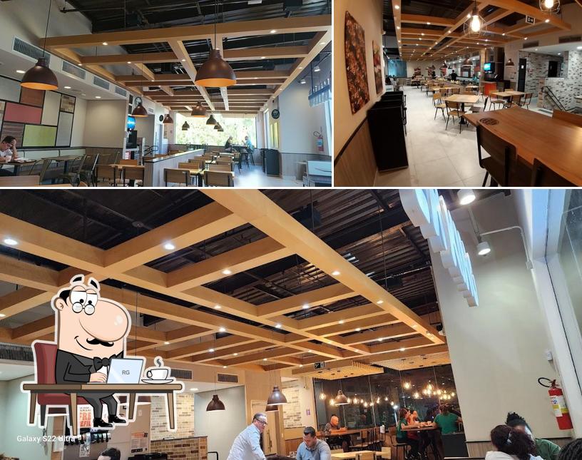 O interior do Burger King