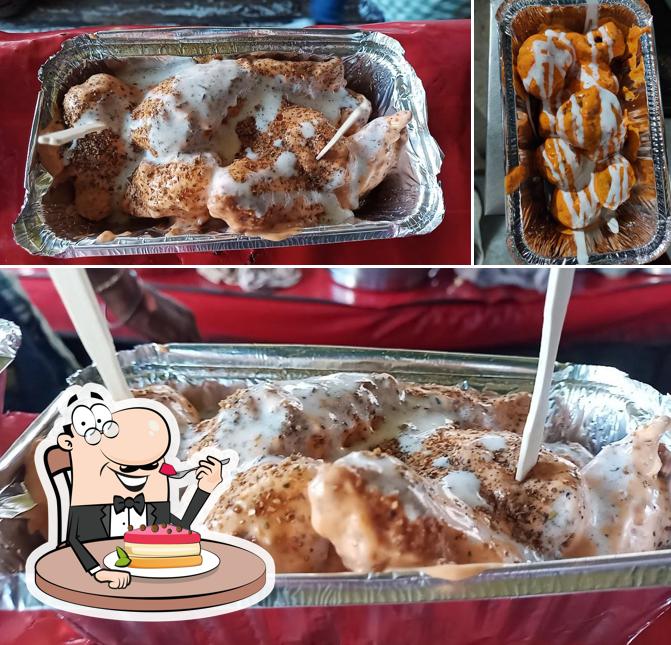 LallanTop Momos provides a selection of desserts