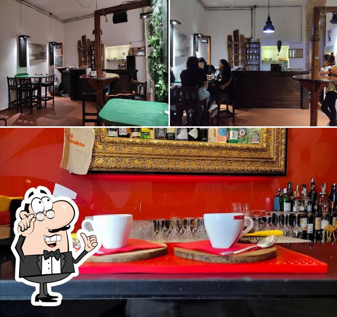 Siediti a un tavolo di Café Timbuktu