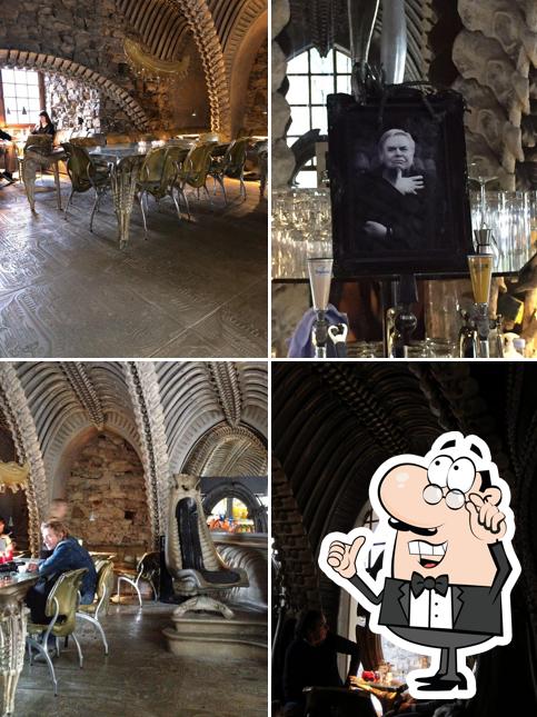 Gli interni di HR Giger - Bar & Museum