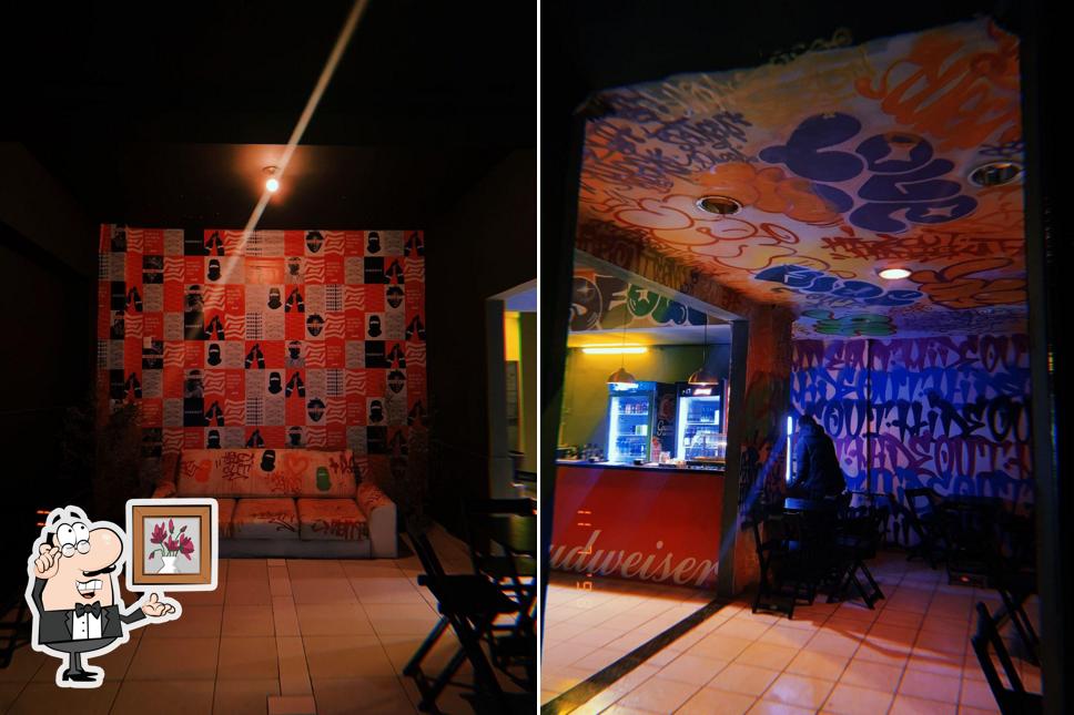 Hideout Bar