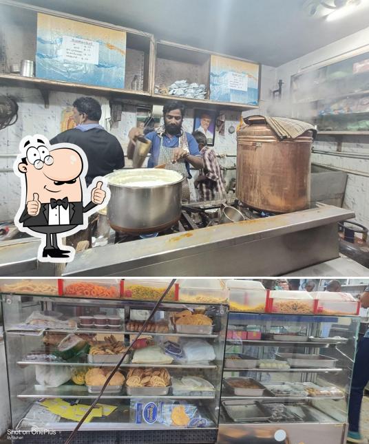 Look at this picture of Famous Coffee Bar