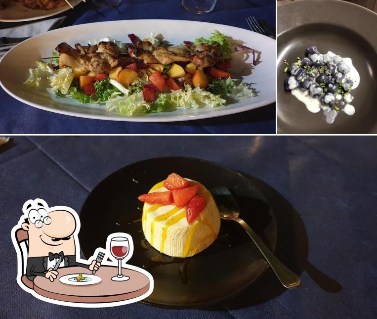 La foto di cibo e esterno da Rustico Ristorante Pizzeria