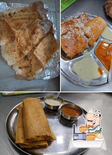 Garlic bread at Shree Balaji dosa centre