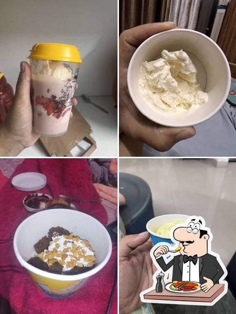 Polar Bear Ice Cream Sundaes