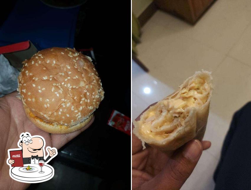 Food at Chizza&Pizza Corner