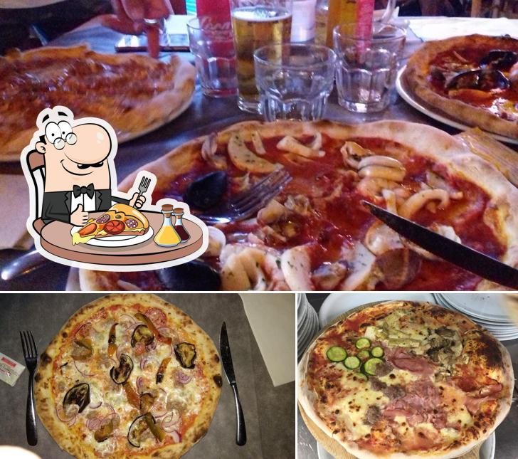 Scegli una pizza a Ristorante Hook - La Baita del Mare