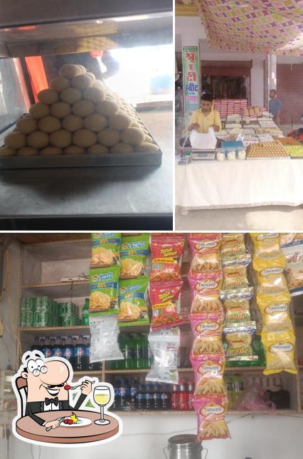 The image of food and interior at श्रष्टि फास्ट फूड एंड स्वीट हाउस