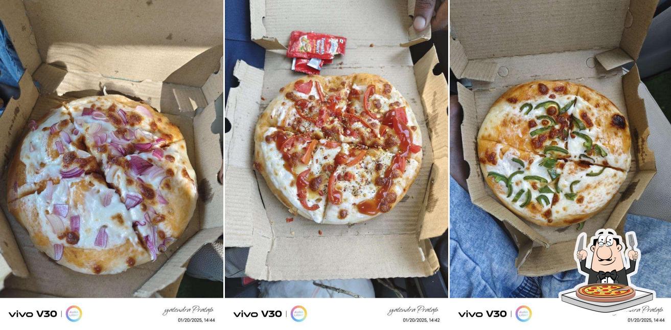 Order pizza at Skyzone Pizza House