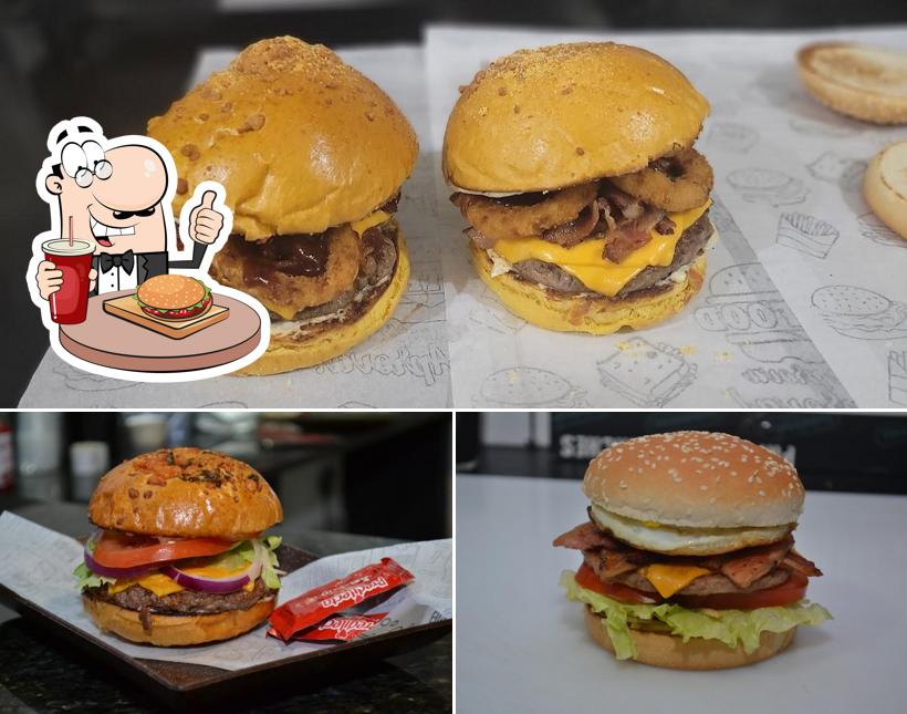 Os hambúrgueres do Fast Burguer Hamburgueria Taquara irão saciar diferentes gostos