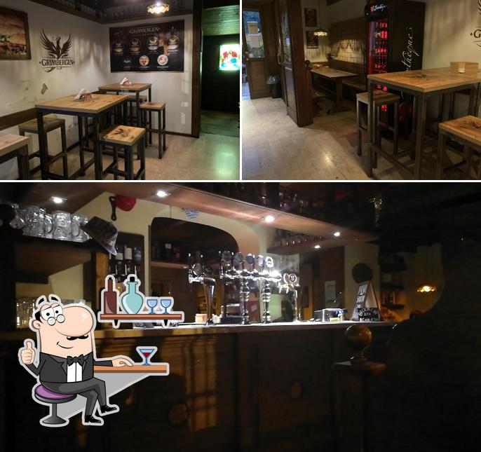 Dai un'occhiata agli interni di Old Station Pub