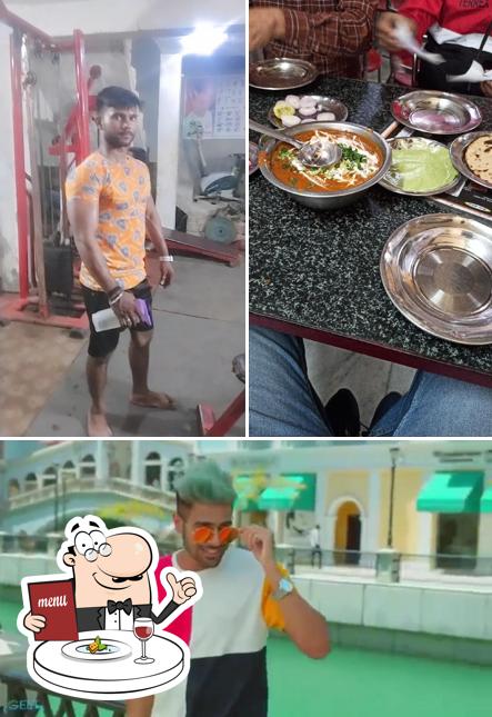 Food at PUNJABI CHICKEN CORNER