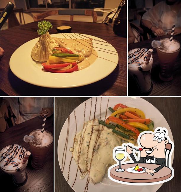 Food at CAFE HULABILA