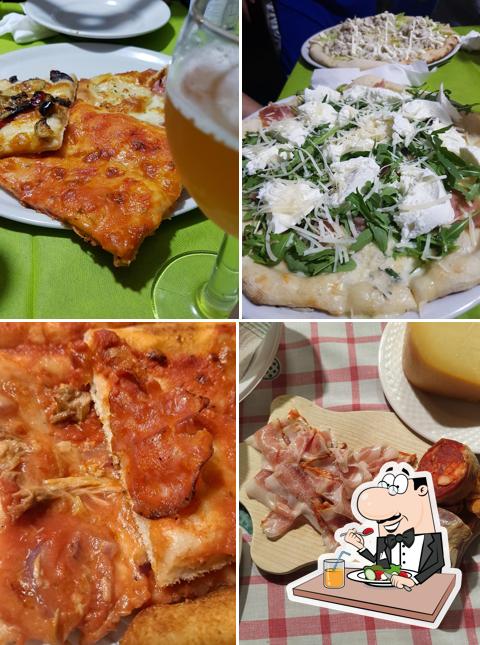 Platti al Pizzeria- Rosticceria - paninoteca “L’incanto” Pizza Al Taglio Servizio a domicilio per il menù clicca su “sito web”
