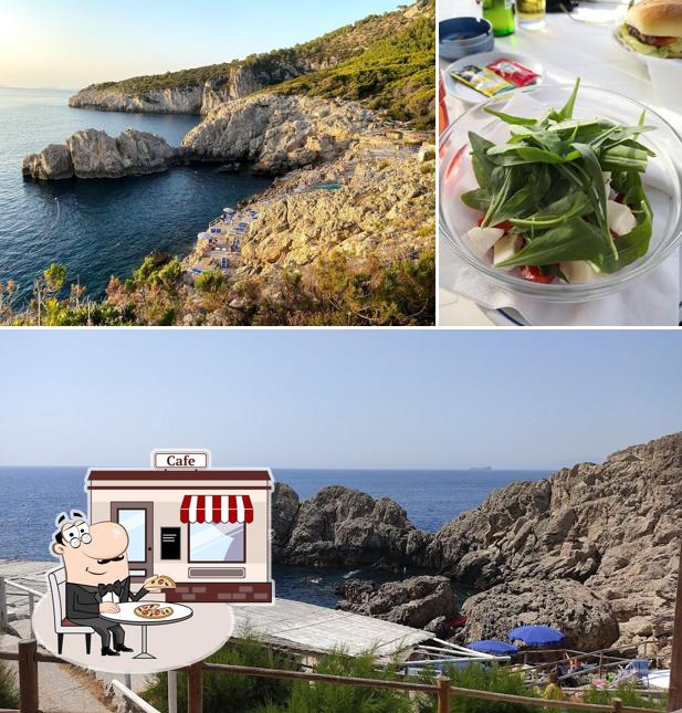 La esterno e cibo del ristorante