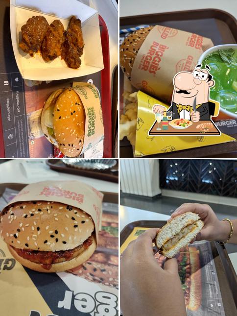 Food at Biggies Burger: Westend Mall