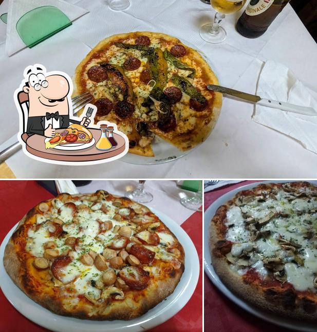 Prenditi una pizza a Bar Pizzeria Gelateria Giovanni