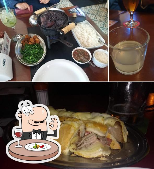 Comida em Bar Chafariz