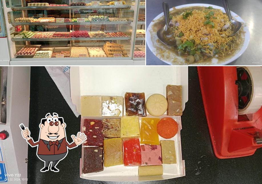Meals at Parivar sweets and Bakery