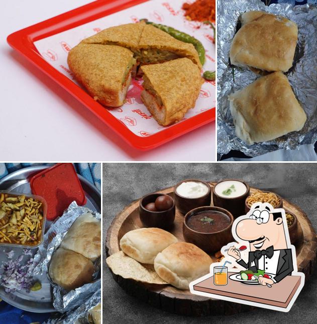Meals at MMV Mumbaiya Misal & Vadapav Hathijan