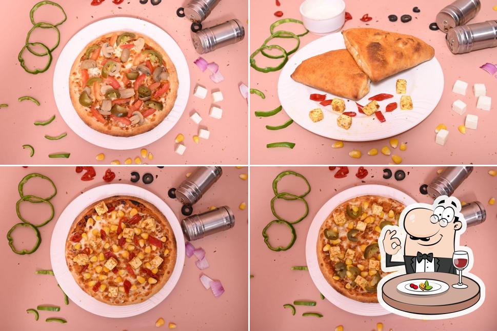Food at Rameno'z Pizza