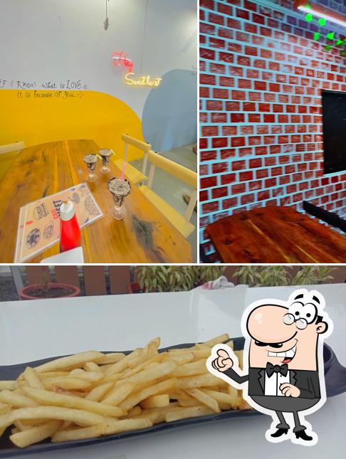 Check out the photo depicting interior and seo_images_cat_54 at Sweet Heart Cafe