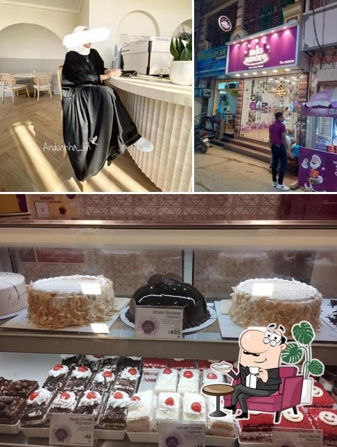 The interior of Mio Amore - The Cake Shop (Midnapore Bazar)