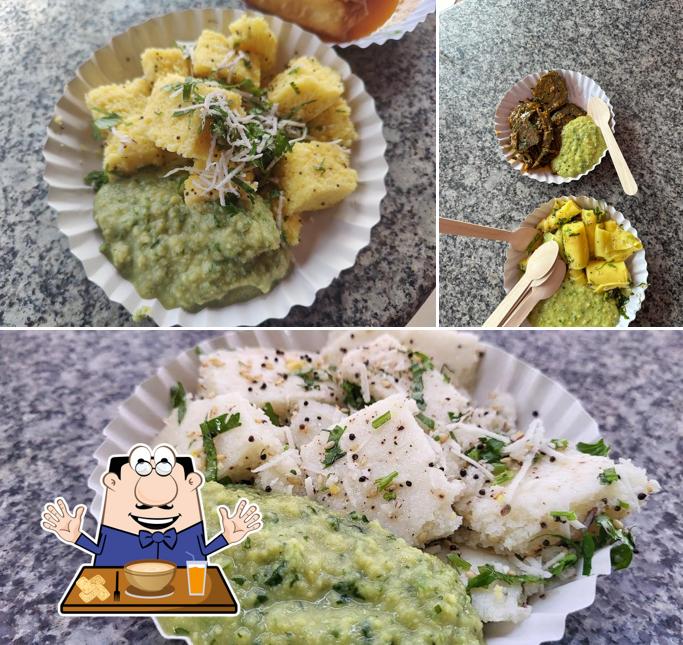 Dhokla at Lijjat Khaman House