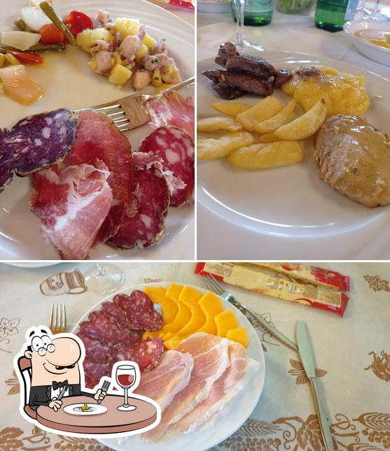 Cibo al Trattoria dai Picchi